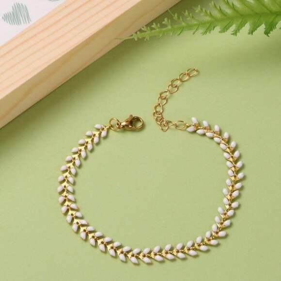 NWOT Cobs link Chain enamel and gold bracelet Extendable Mix & Match 2/$10 - Picture 1 of 5
